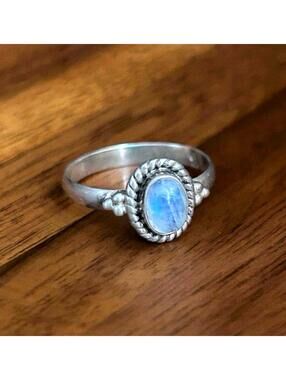 Vintage Sterling Silver Moonstone Ring Size 7.5 Boho Cabochon